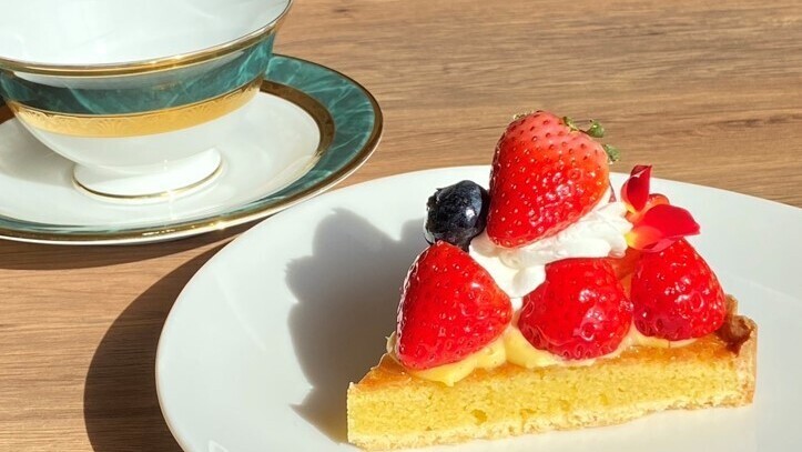 パティシエによるホテルメイドケーキ