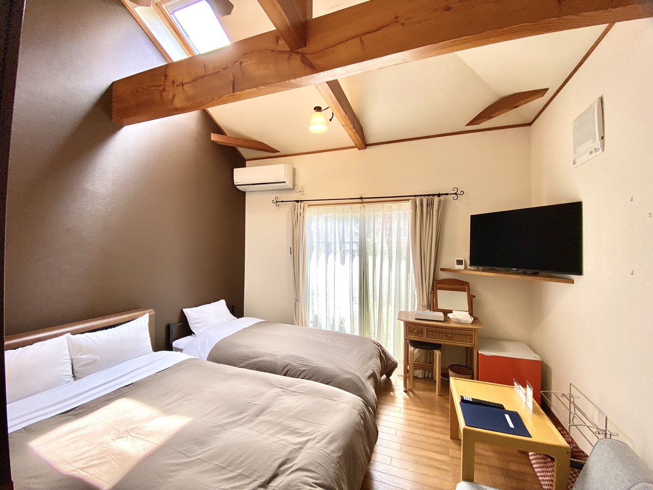 【露天無禁煙】別館　W＋シングルベッドのマルチツイン２〜４人