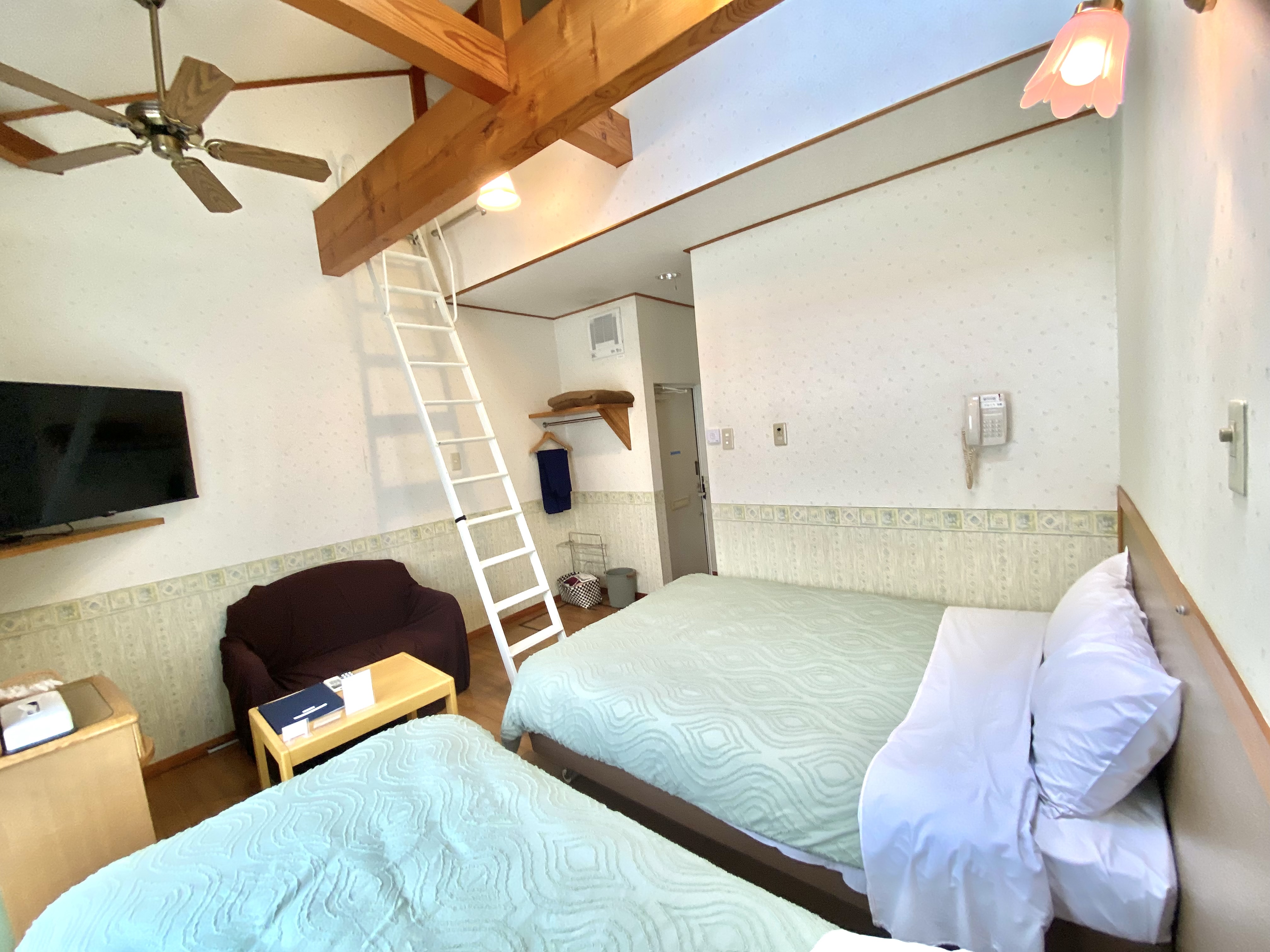 【露天無/禁煙】別館　W＋シングル+ロフトのマルチツイン4～5人