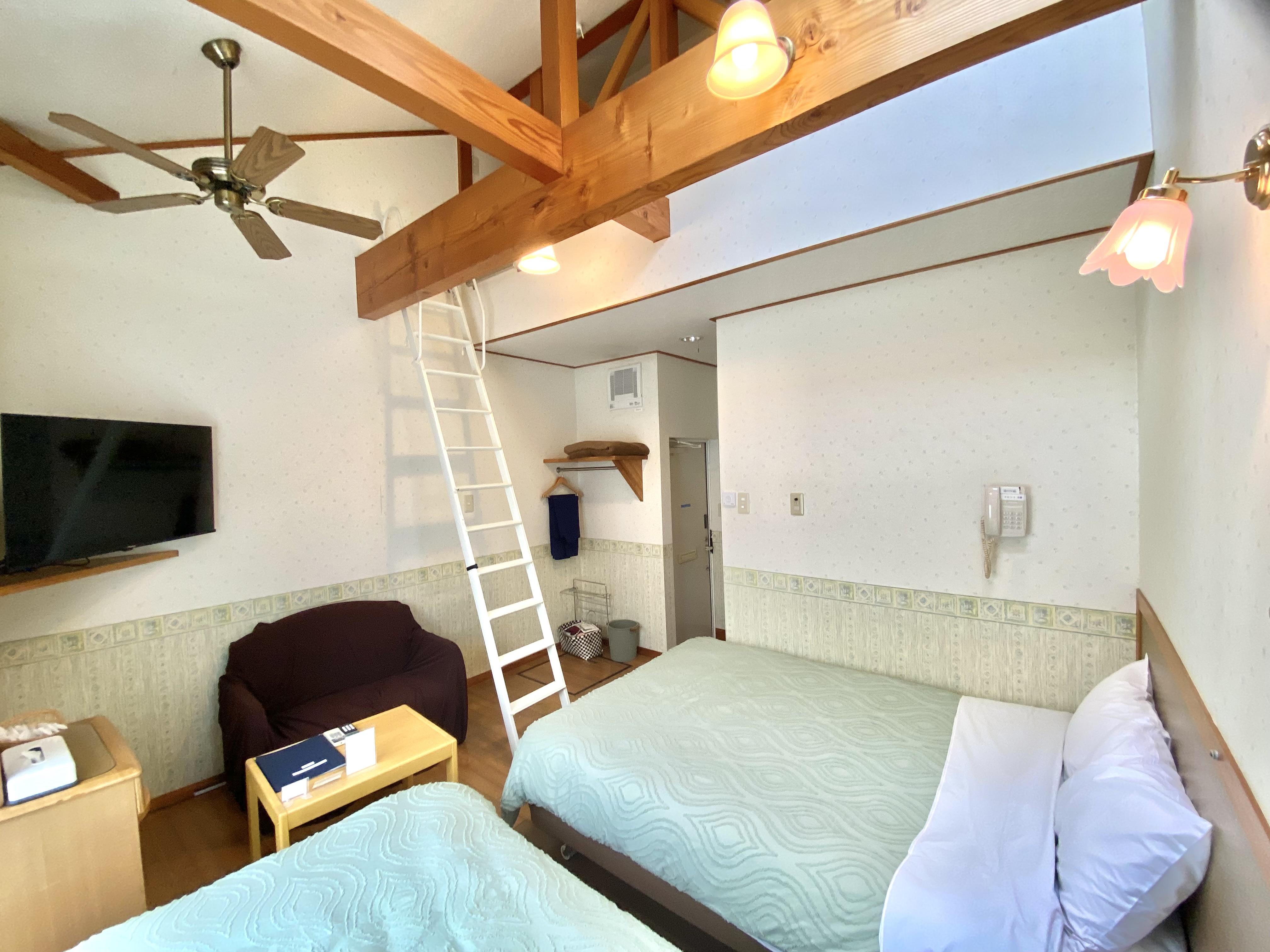 【露天無/禁煙】別館　W＋シングル+ロフトのマルチツイン4～5人