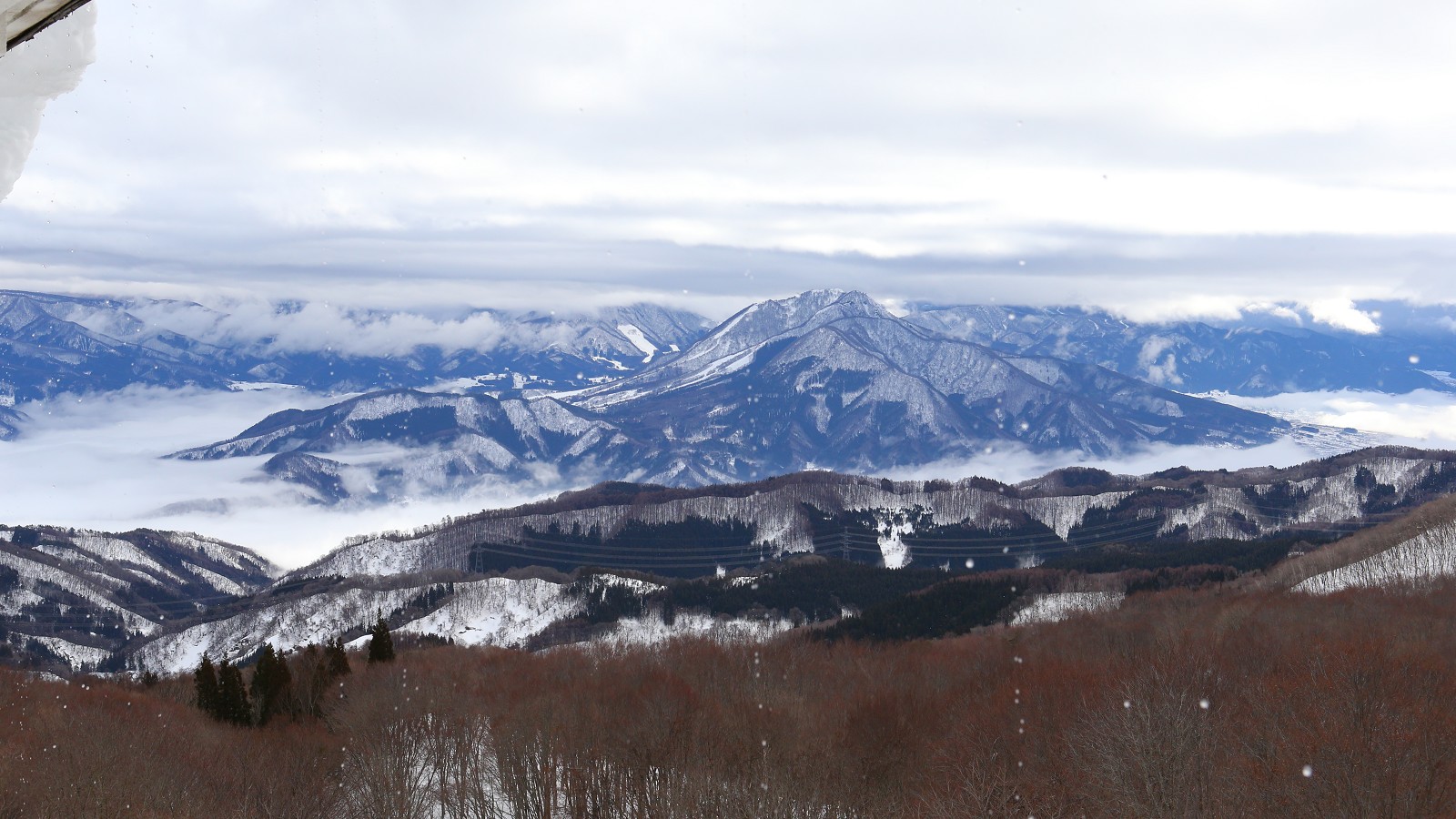 当館客室から雲海が望める日も