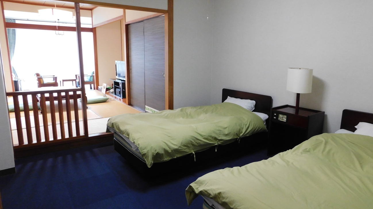 和洋室7.5畳+ツインベッドで広々＜ペットと一緒にご宿泊！＞