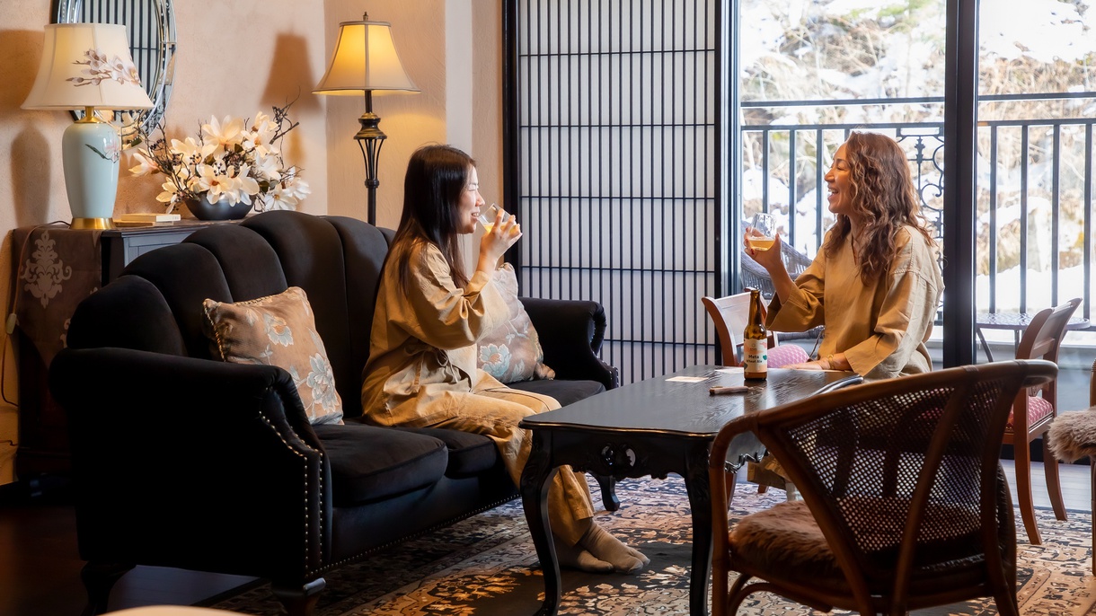 【蓼科倶楽部　露天風呂付き客室】文人に思いを馳せながら、ワンランク上の寛ぎをお愉しみください。