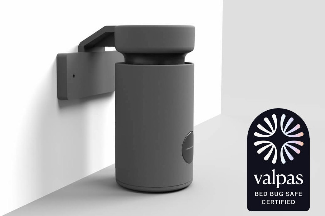 トコジラミ捕獲装置「Valpas」を導入。※当館にてトコジラミが発見されたことはございません