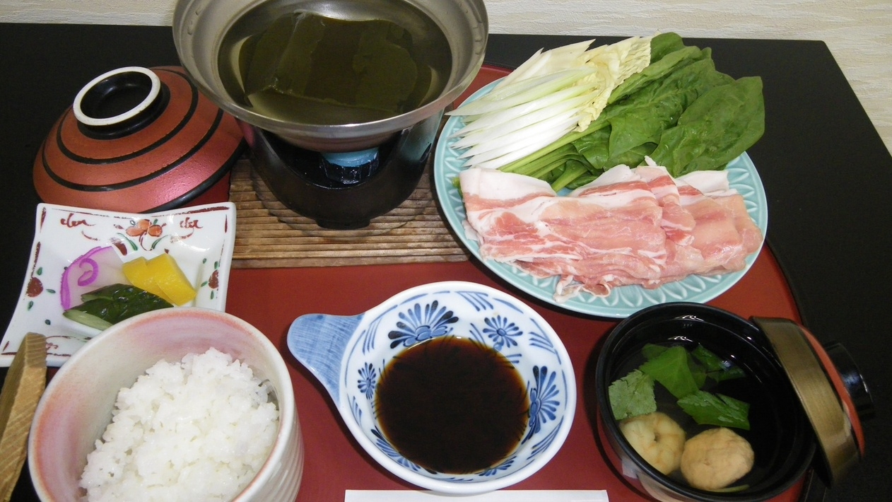 【2食付　豚しゃぶ定食】やわらか豚しゃぶを気軽に味わう｜量控えめ夕食と天然ラドン温泉を満喫