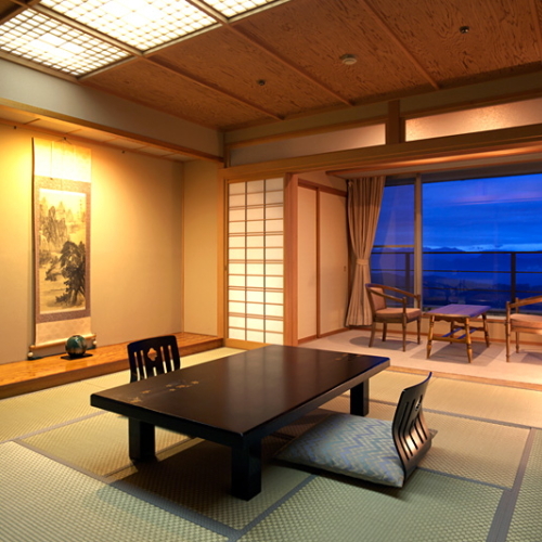 [Manyo] Guest rooms with a Japanese atmosphere. You can also see the Tanigawadake Federation, and the view is outstanding. * The photo is an example.