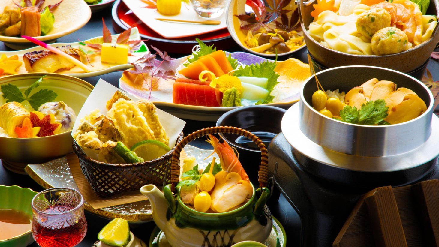 【５５歳以上限定】松茸づくし＆鮑チョイス×貸切風呂付☆旅行へGOGOプラン♪１０〜１１月限定