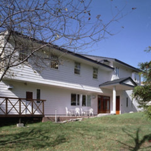 eg.house~2 