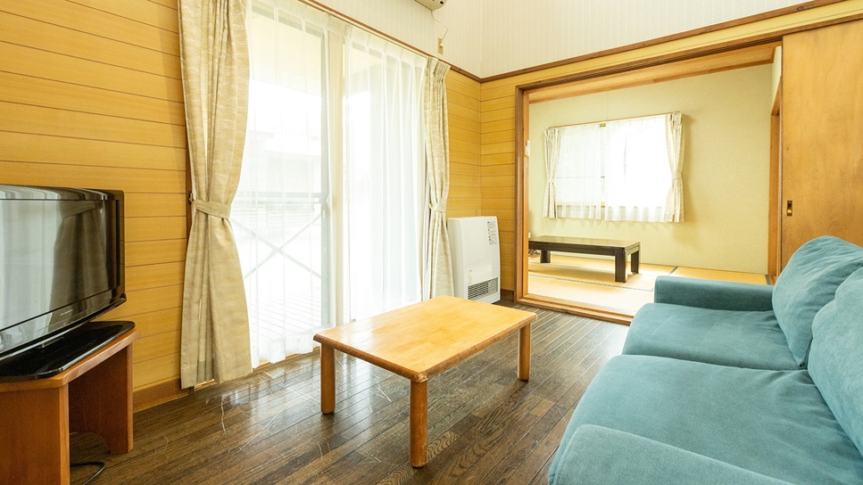 ぺットOK/連棟平屋2DKコテージ/テラス/シングル2台有