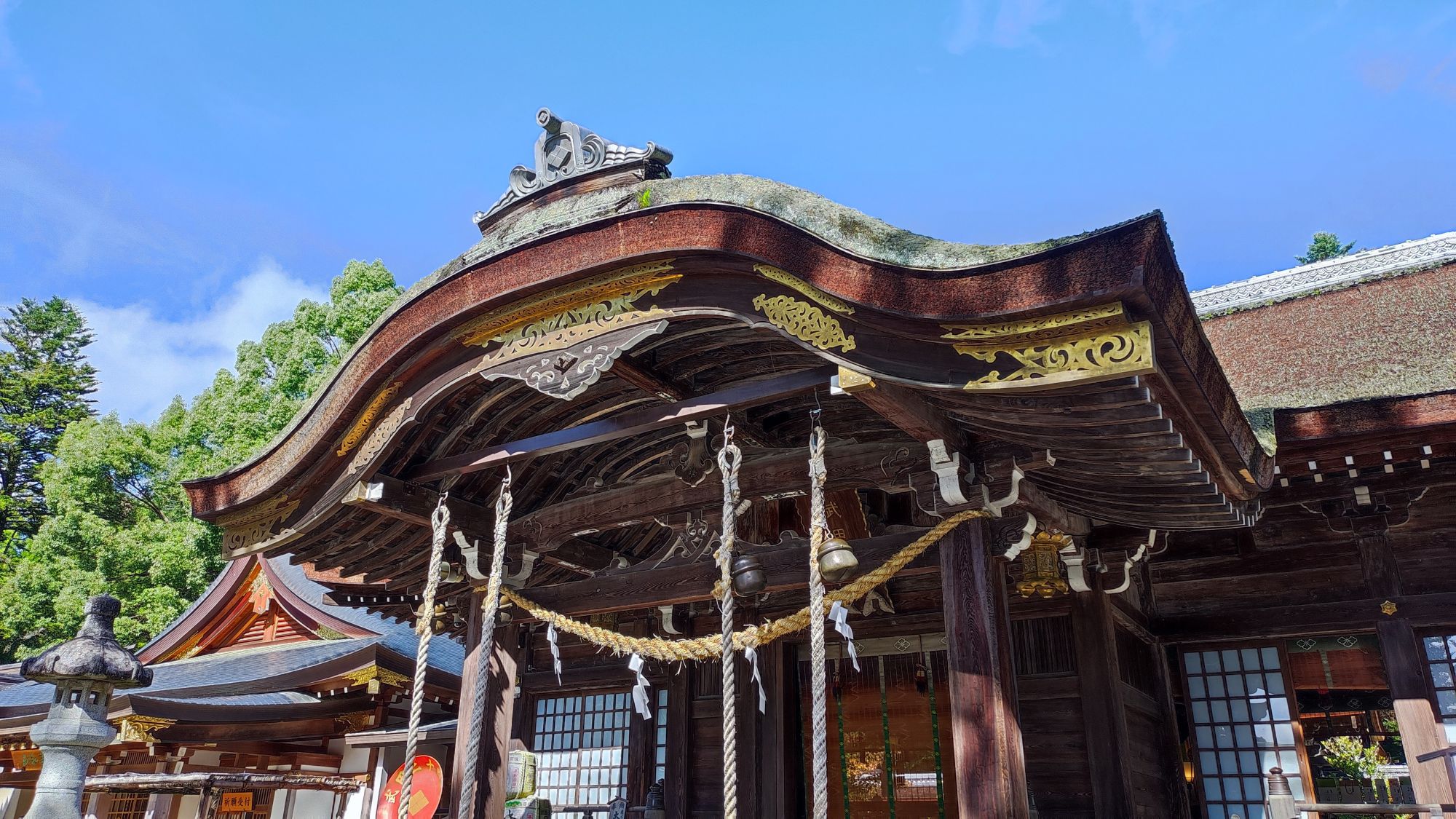 *［周辺観光］武田神社までお車10分。甲斐の名将：武田信玄を祭る国の史跡に指定された神社です。