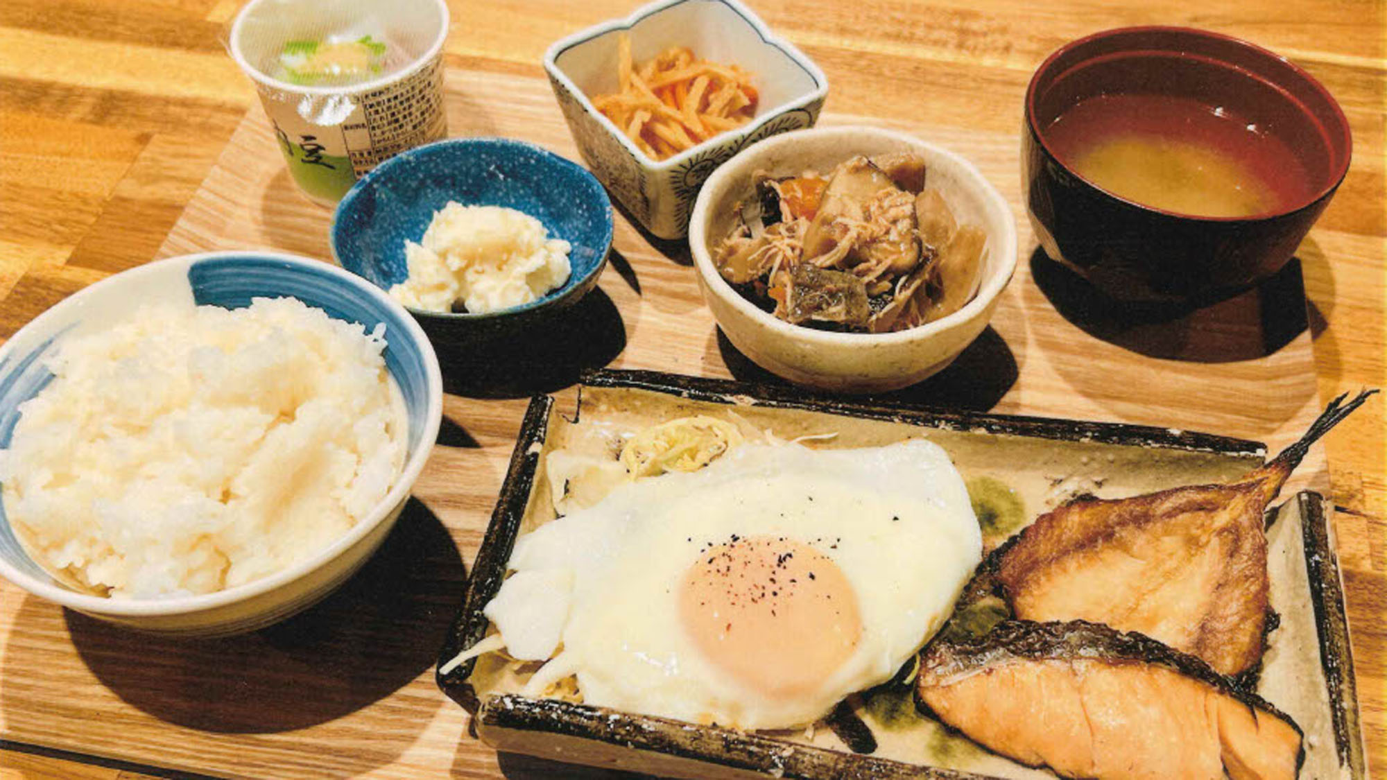 栄養満点の朝食で1日のエネルギーをチャージ！