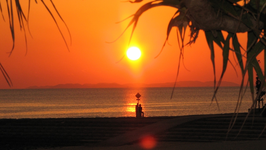 〇サンセットビーチ：夕日