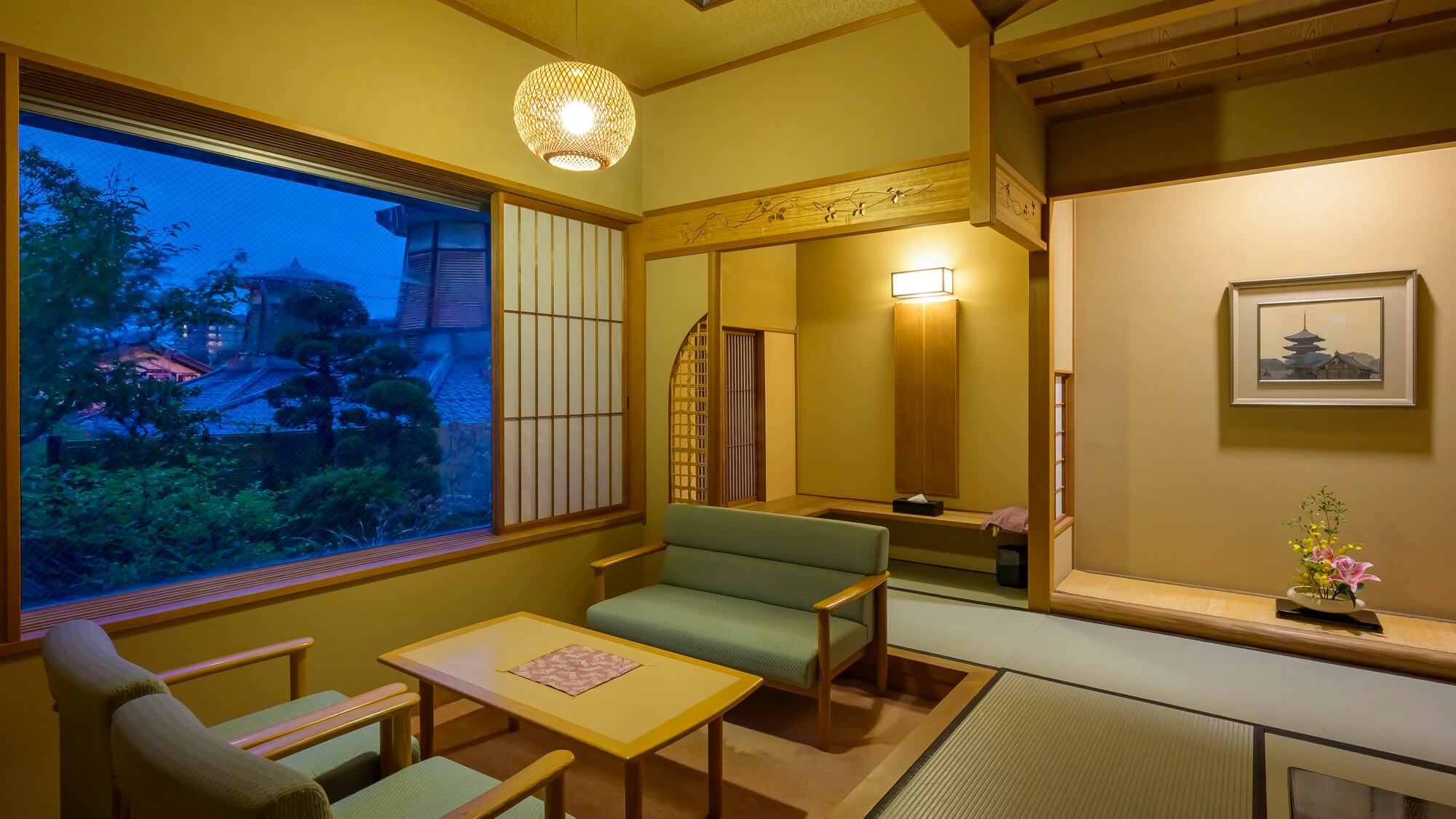 【末広亭和室 檜風呂付】専用の空中庭園を眺めながら、ゆっくりとしたひとときを。