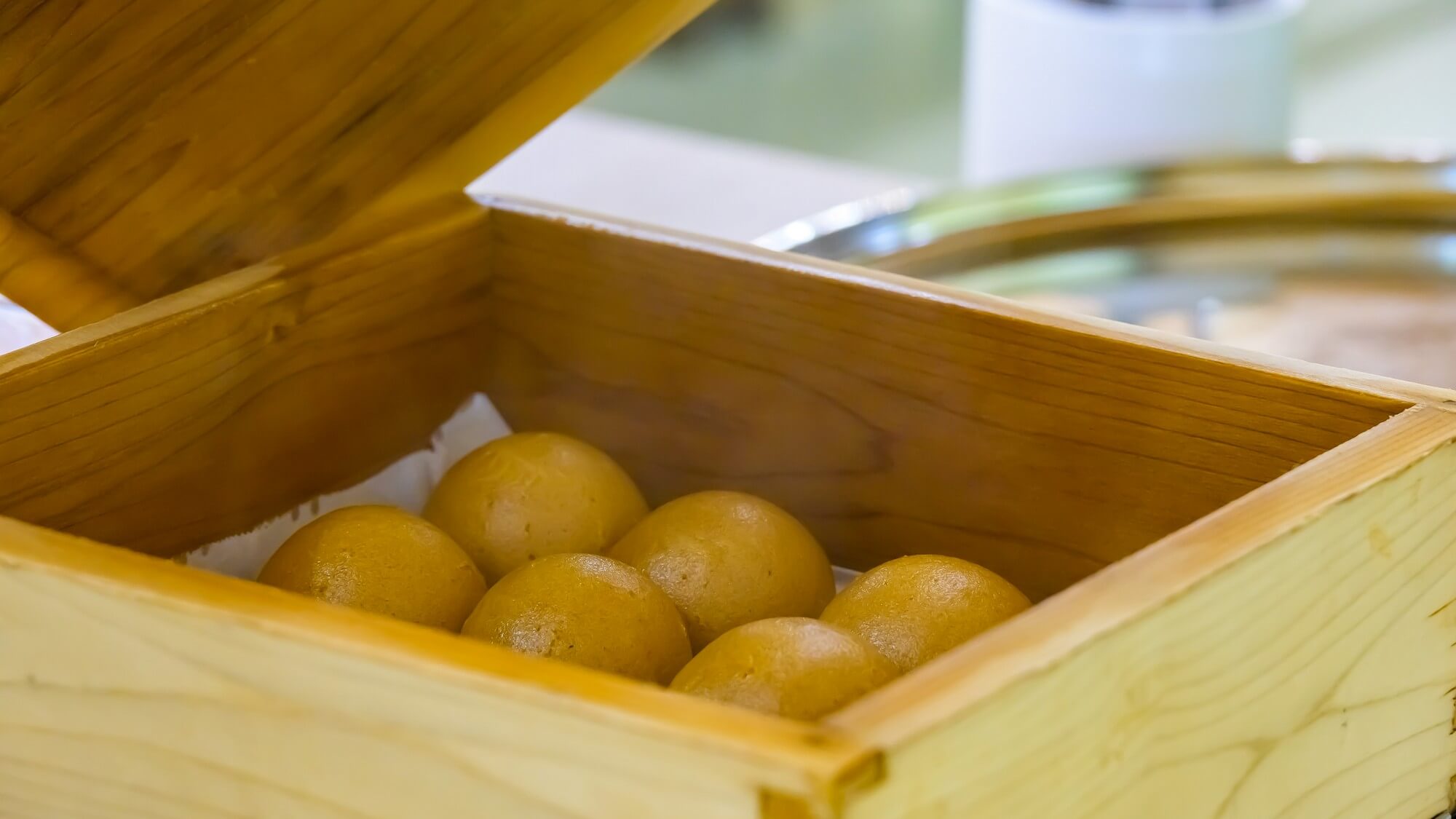 【夕食ビュッフェ】月岡温泉郷名物、蒸しあがった温かいお饅頭は格別です！