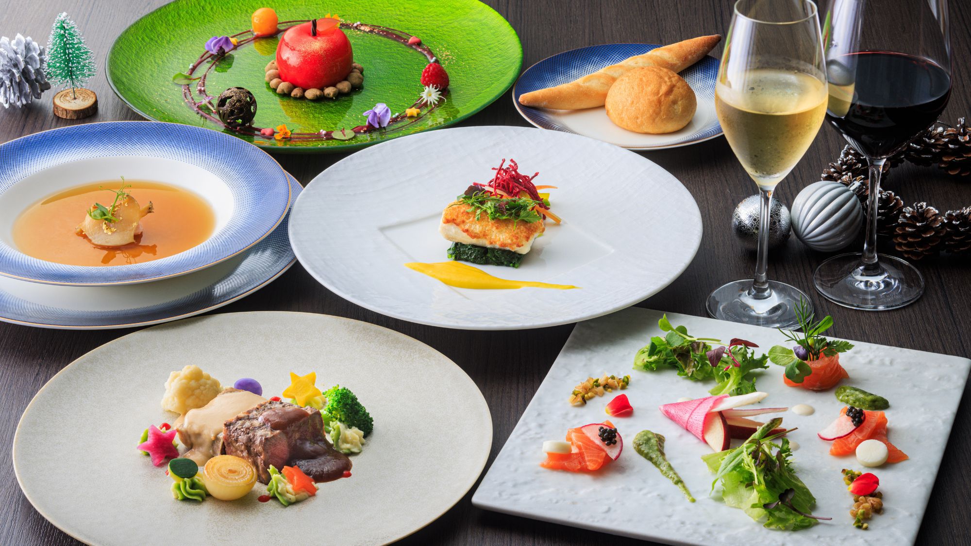 お好きなドリンクが選べるクリスマスディナープラン（夕食・２ドリンク付）