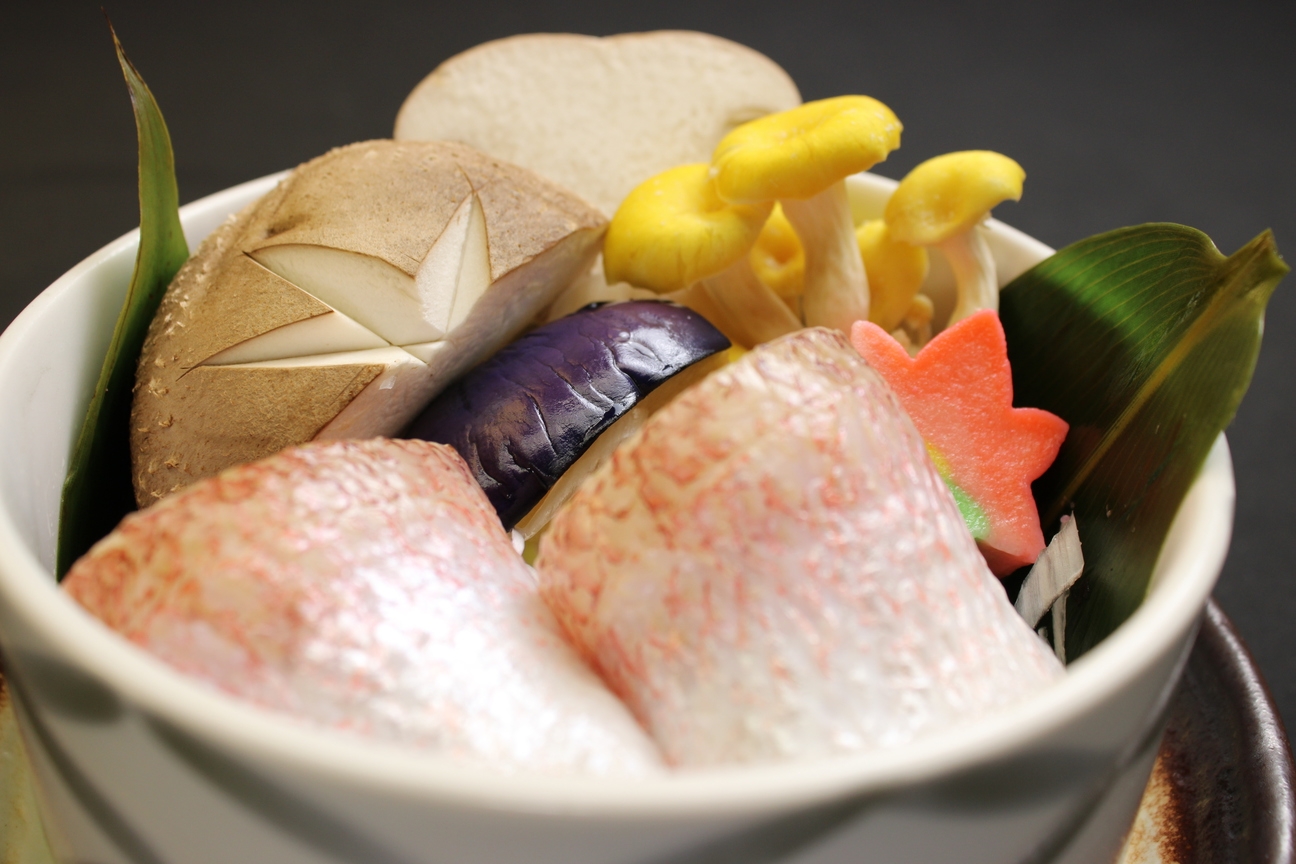 【贅沢三昧！】のどぐろ×ズワイガニ×黒毛和牛 秋の味覚饗宴