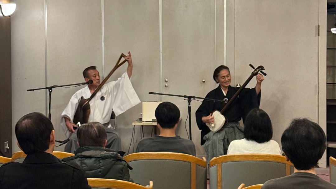 能登民謡とスコップ三味線 夢の共演