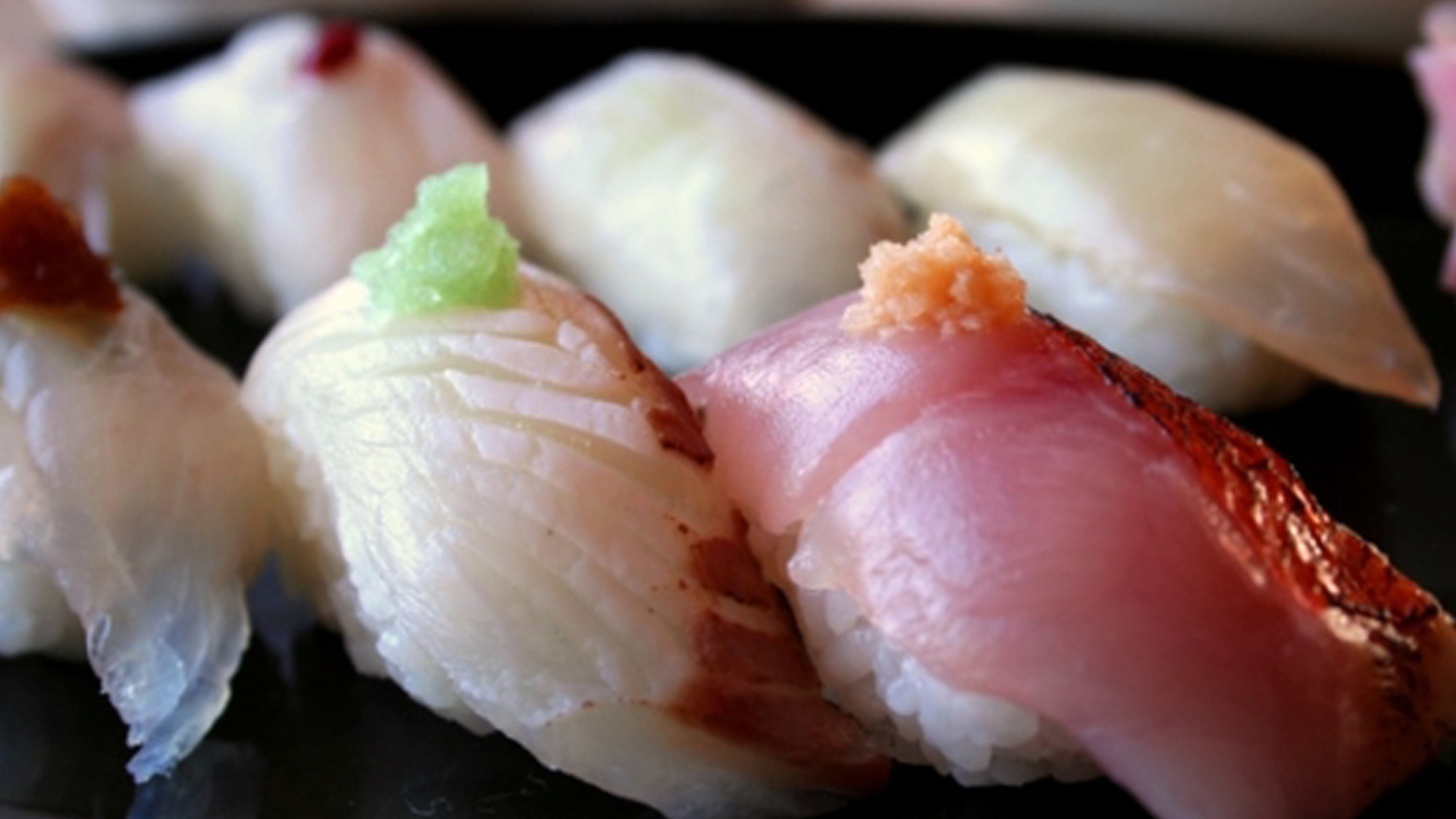 【鮨プラン】地元の人気鮨店で地魚鮨を満喫プラン・1泊2食付