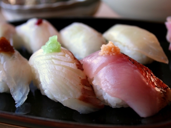 【鮨プラン】地元の人気鮨店で地魚鮨を満喫プラン・1泊2食付