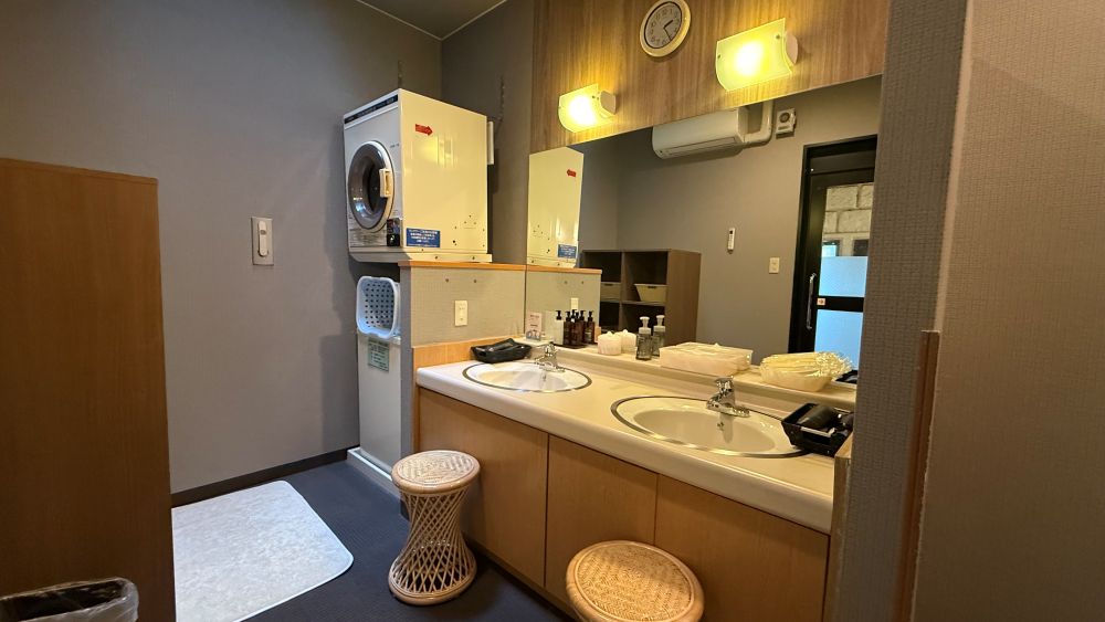 女性大浴場脱衣場①