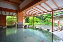 【WEB限定・春】杜の都の牛タン焼と桜鯛と春蛤の海鮮蒸、郷苺のショコラムース