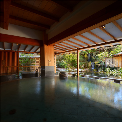 【2026年GW】【休憩は広間】季節の和食膳付！湯量豊富な癒しの温泉でリフレッシュ♪