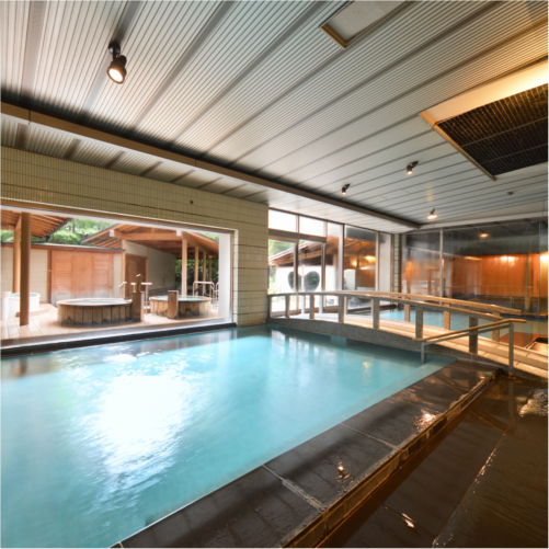 【2026年GW】【休憩は広間】季節の和食膳付！湯量豊富な癒しの温泉でリフレッシュ♪