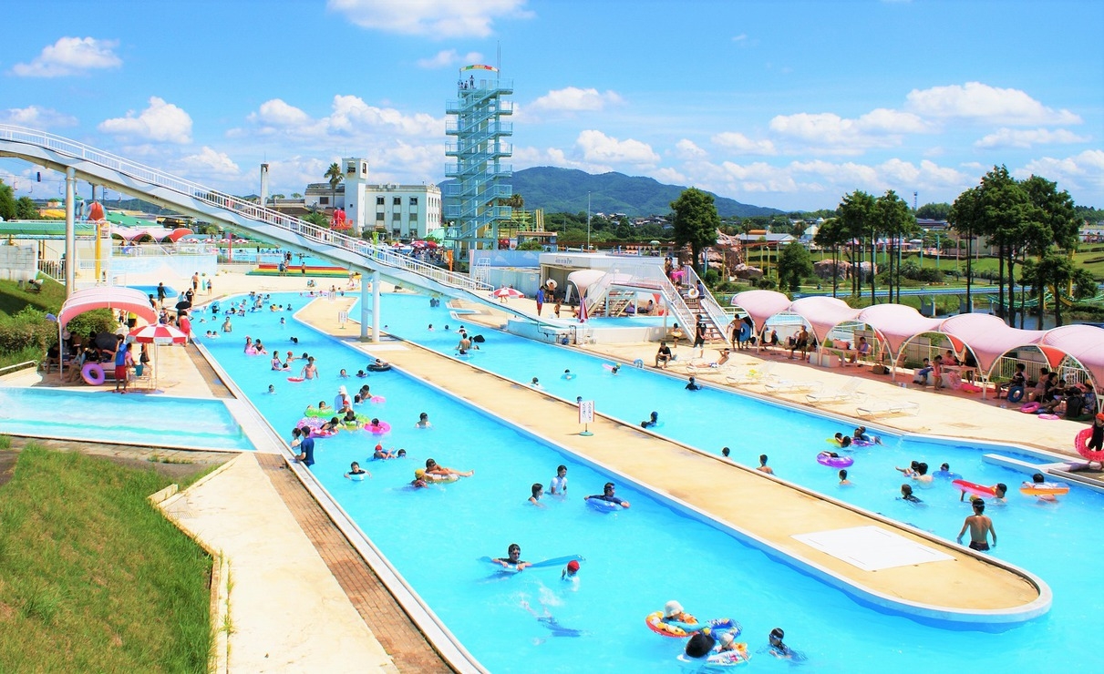 2025夏休み！グリーンランド入園・プール券付／和洋バイキングの夕食プラン　フリーパスは優待価格で！