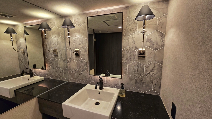 【2025年冬リニューアル】オリエンタルスウィート ツインベッドルーム 一例