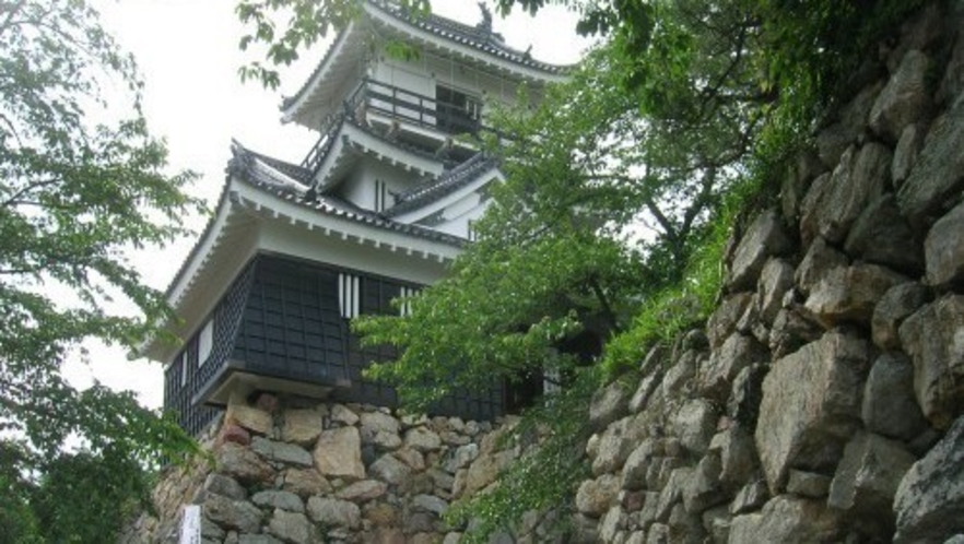 ［観光案内］「浜松城」当館から車で約40分。徳川家康の出世城として有名なお城です。