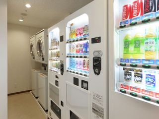 【自動販売機コーナー】