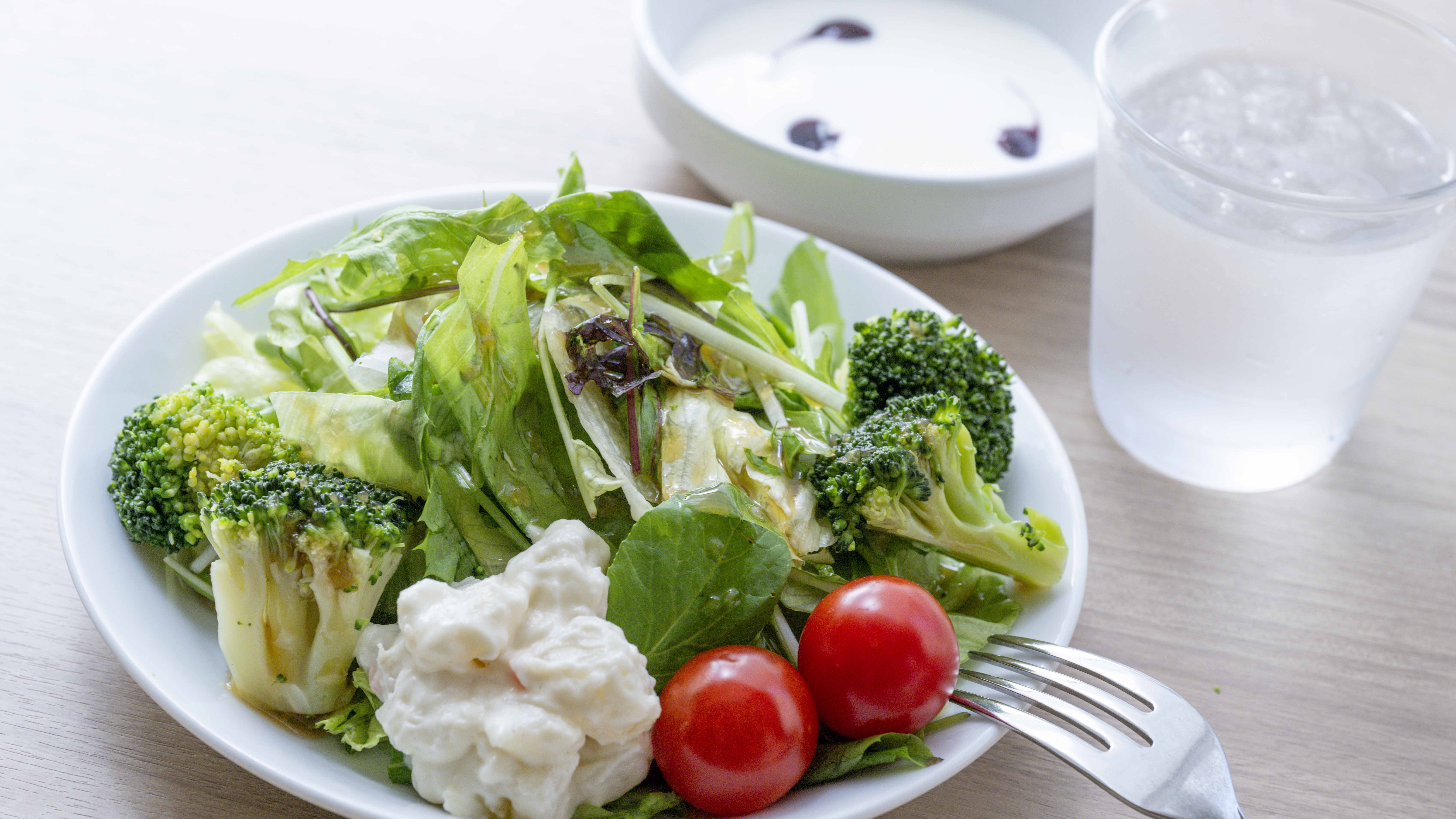 サラダメインの取り合わせ例