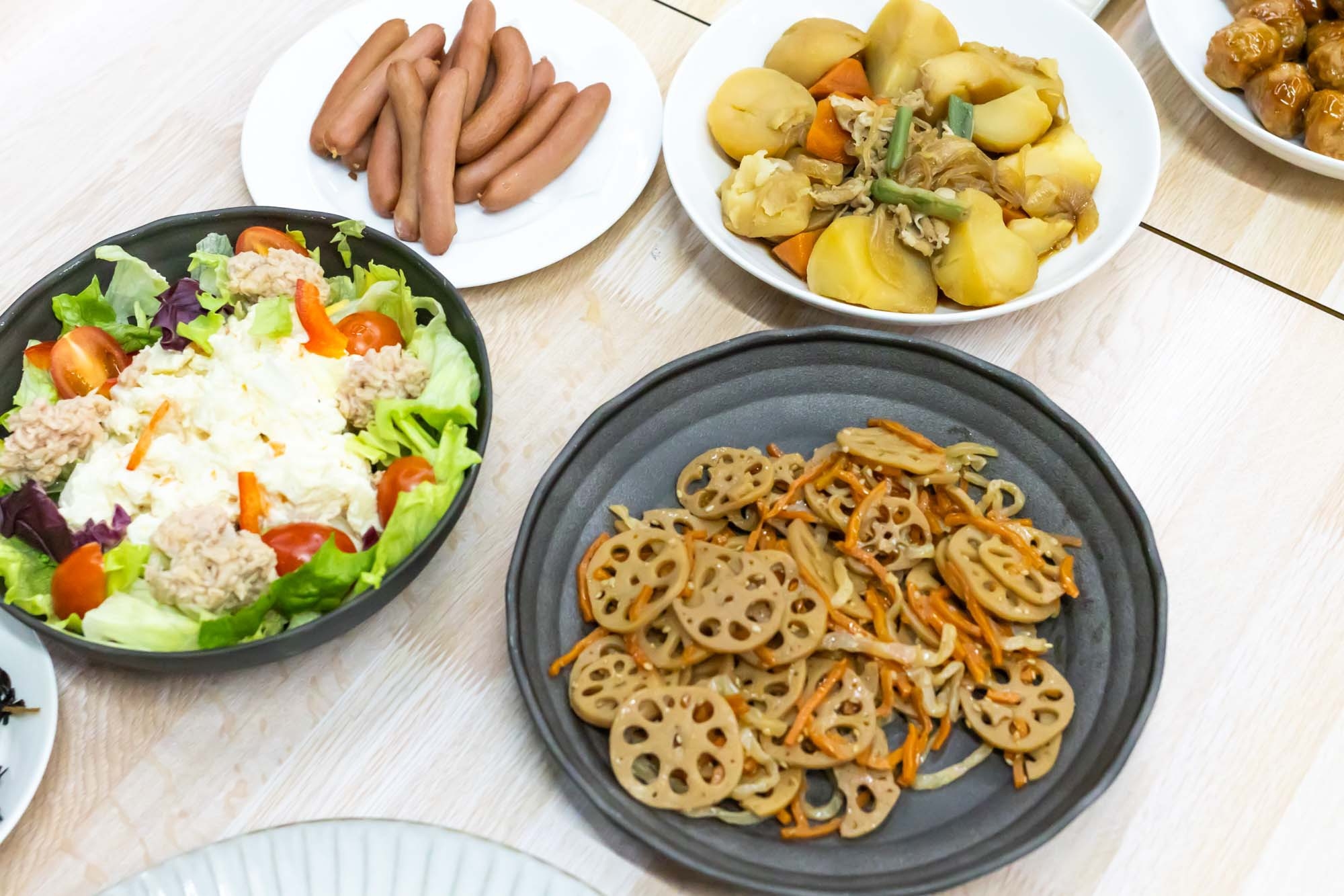 【スタンダード・朝食付き】和洋ビュッフェ朝食付き！スパ・サウナ入り放題／駐車場無料