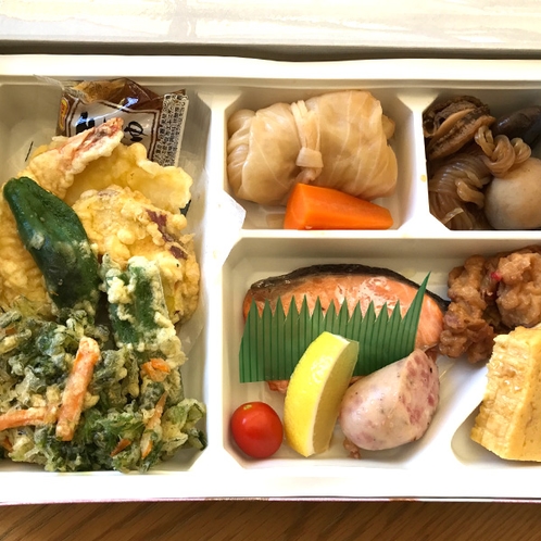 お夕食は茨城県水戸市のお弁当「水戸っこ亭」です