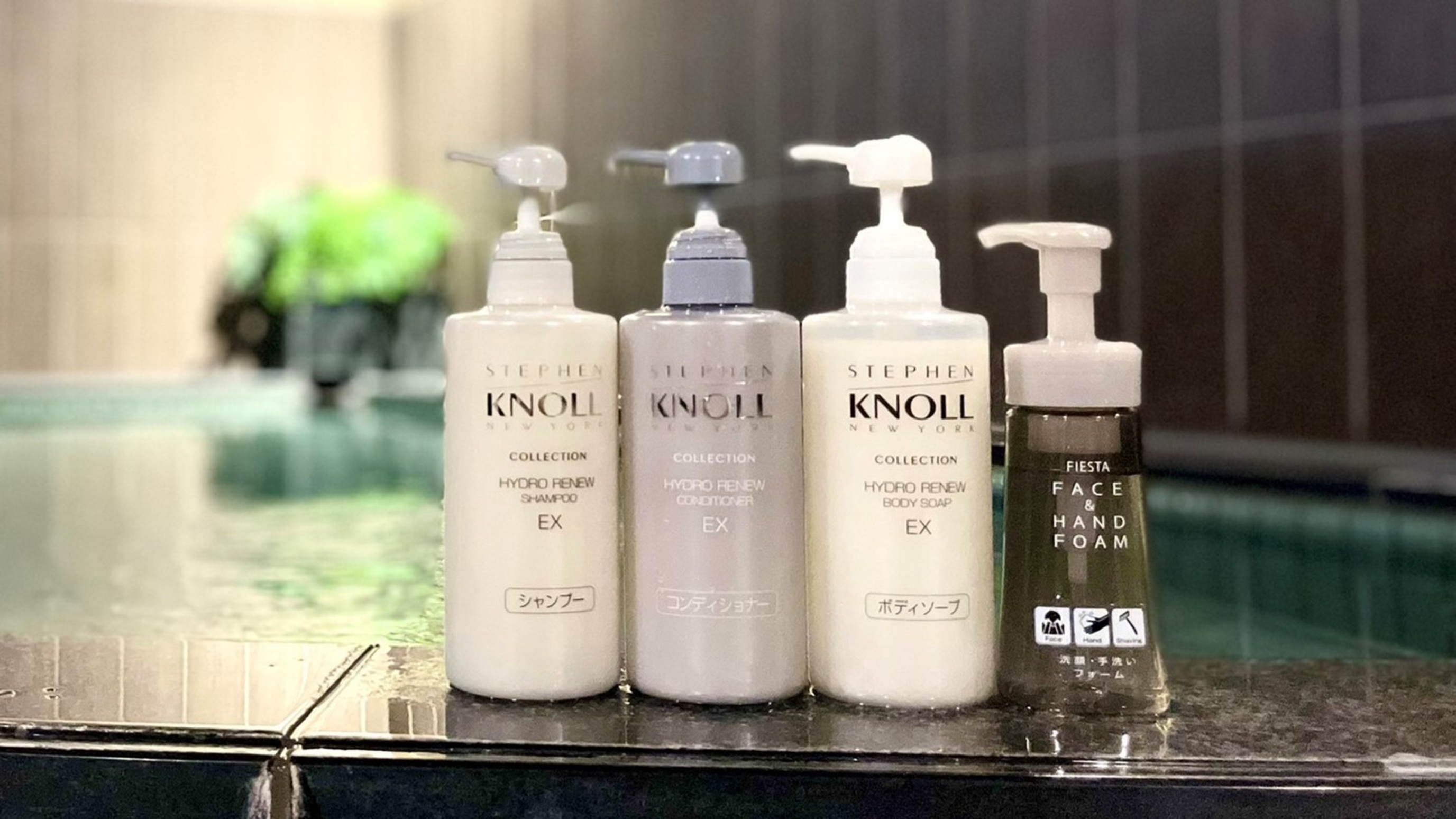 女性大浴場【KOSEスティーブンノルシリーズ】シャンプー･コンディショナー･ボディソープ
