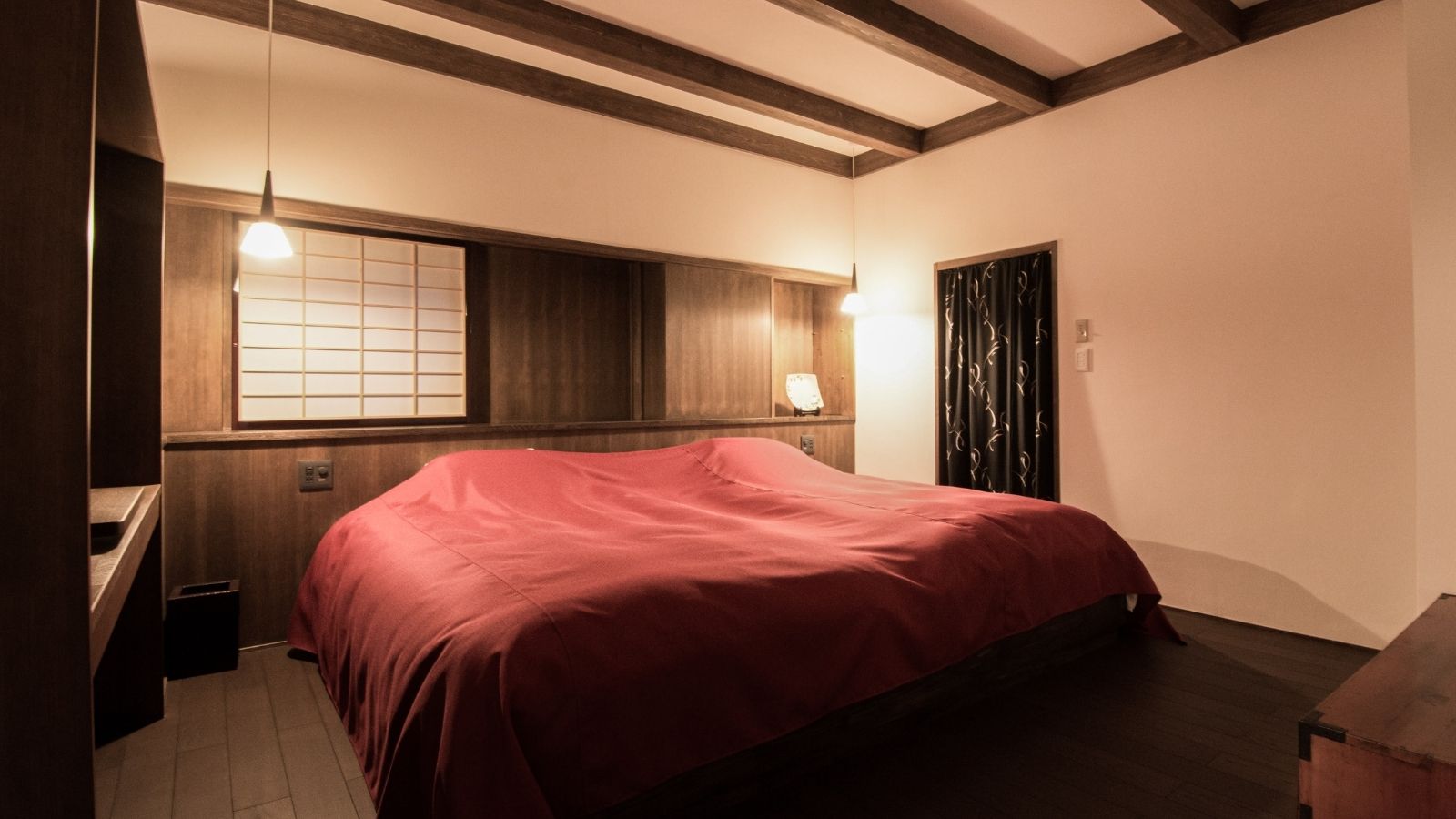 くおんの間　ベッドルーム