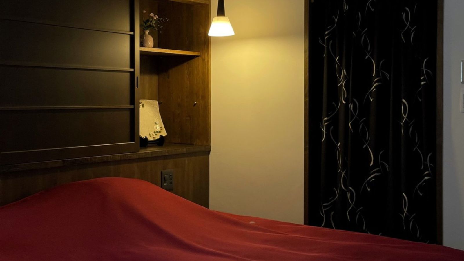 くおんの間　ベットルーム