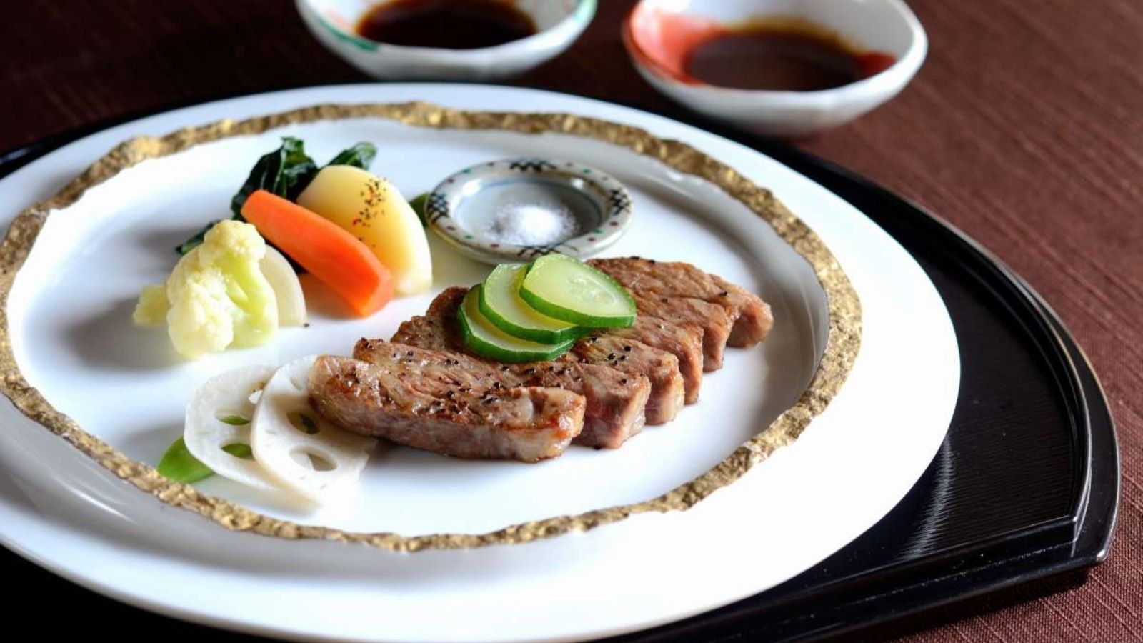 飛騨牛ステーキ