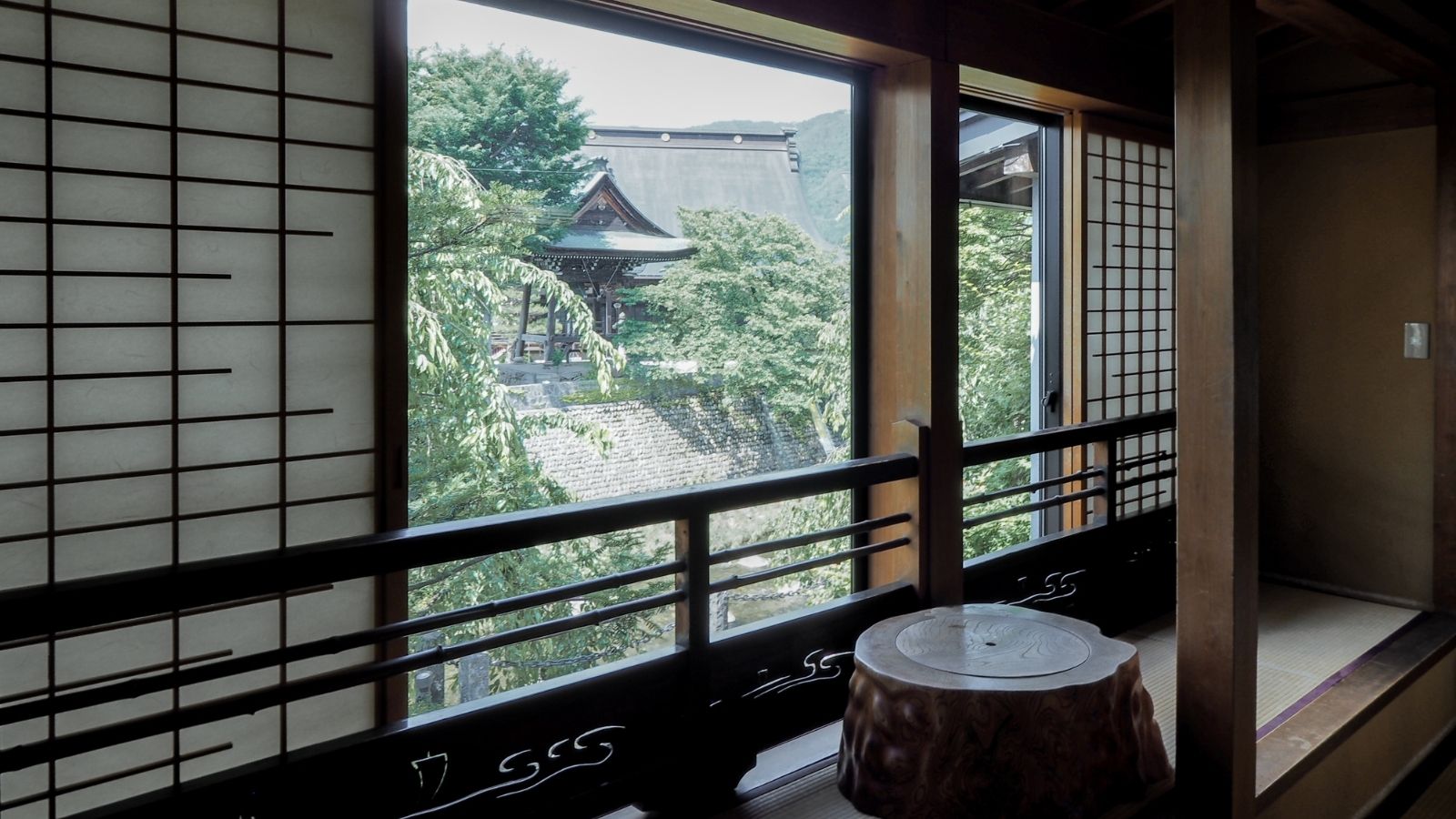 本館　一例　布袋