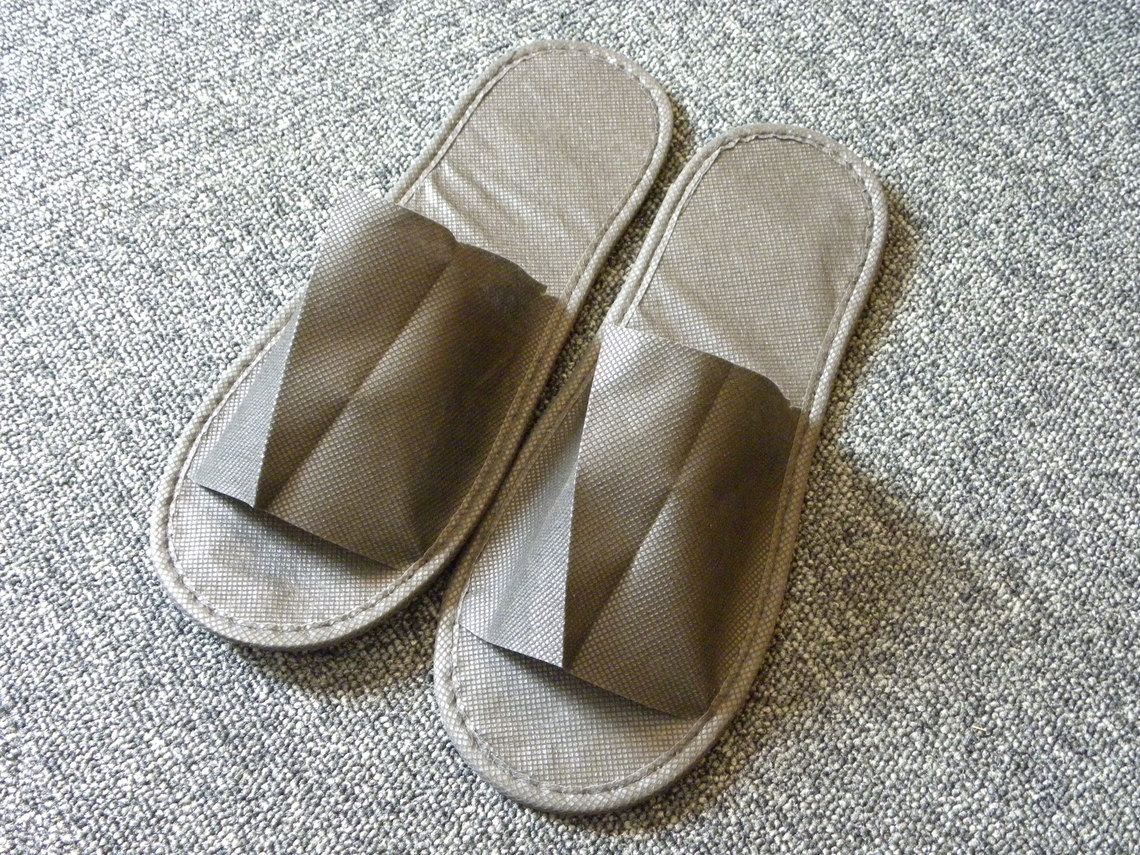 使い捨てスリッパ（例）