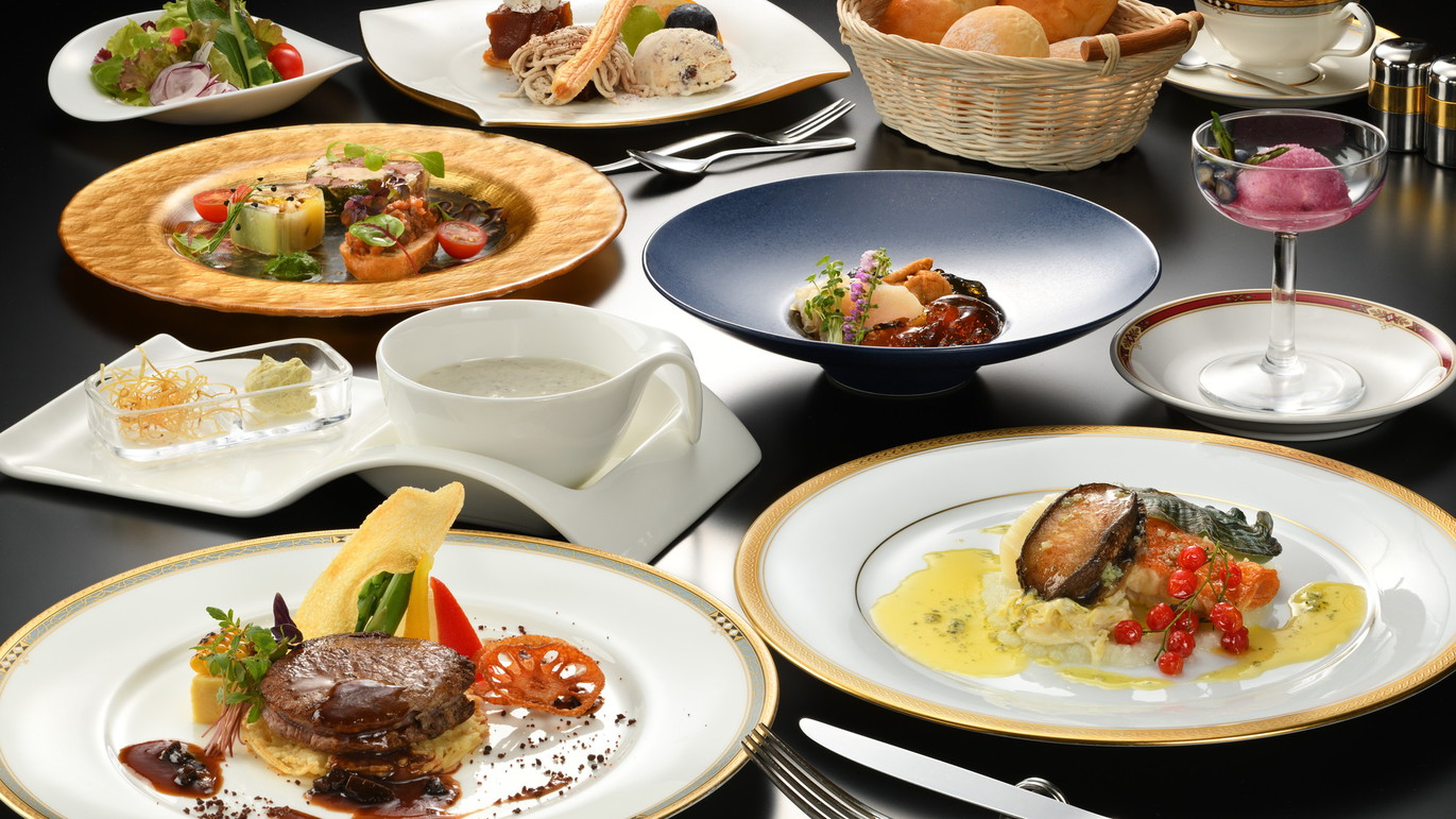 【さき楽60】当館人気NO.1フレンチ│毬姫牛ステーキ・アワビ・八戸産魚介のポアレ　1泊2食付