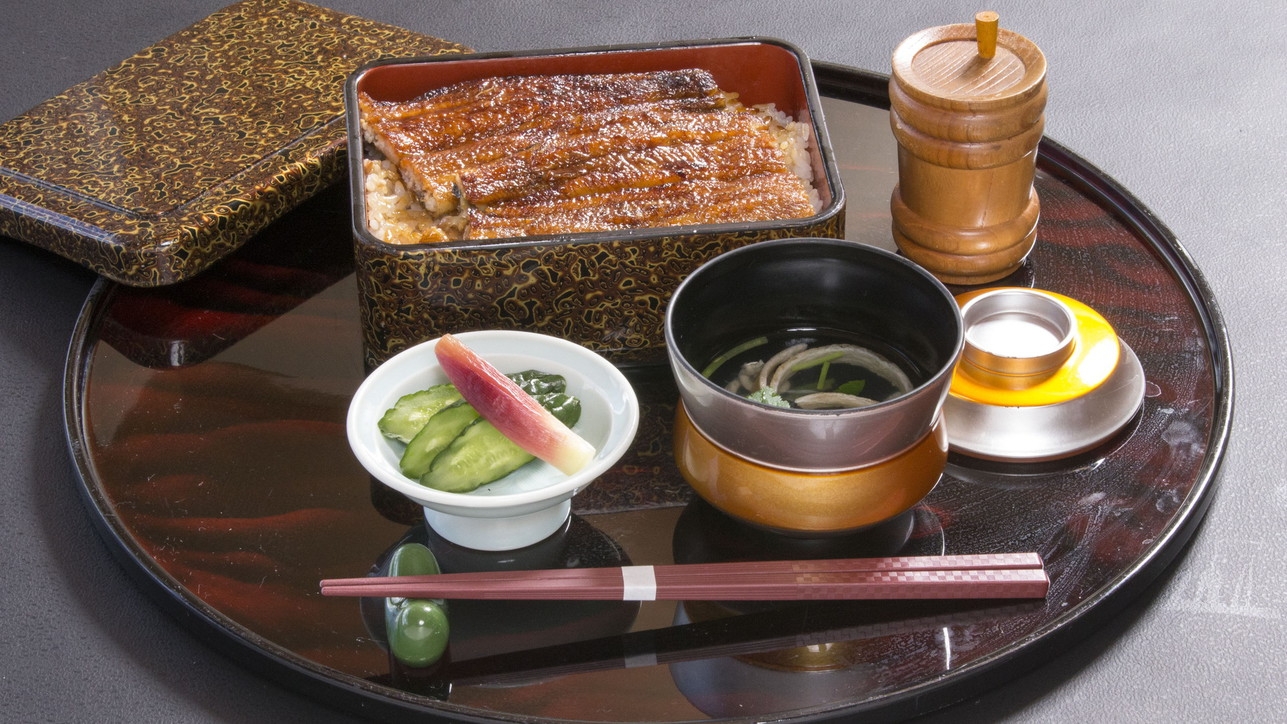 【選べる鰻（うなぎ）料理】一人ずつ選べる鰻料理。「うな重御膳」or「ひつまぶし御膳」1泊2食付
