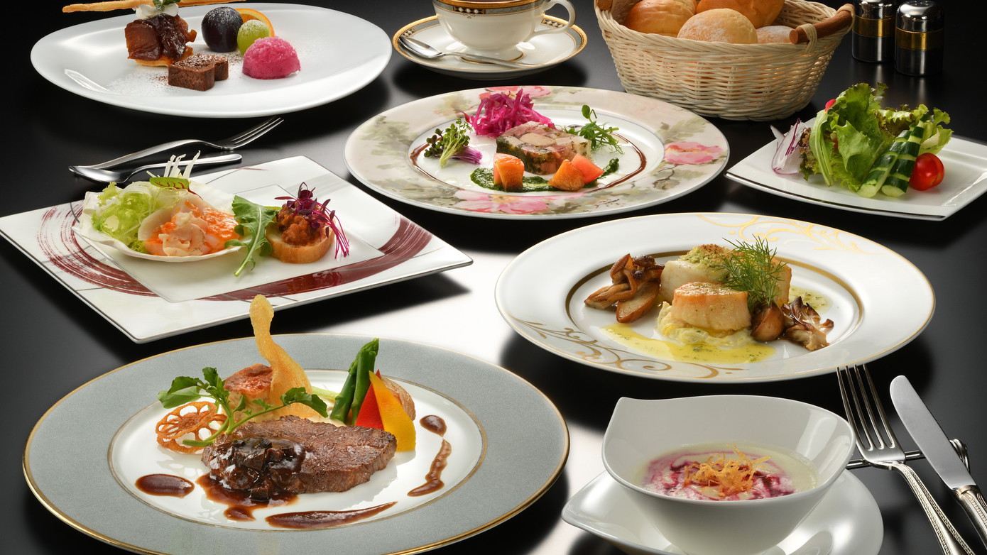 【さき楽60】カジュアルフレンチコース「青森県産牛ステーキ」と「青森県産ホタテ」　1泊2食付