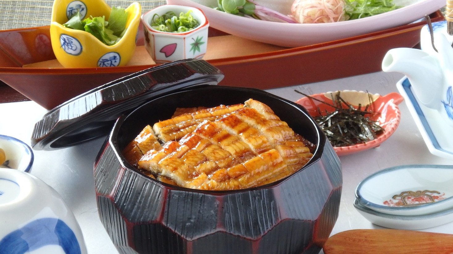 【選べる鰻（うなぎ）料理】一人ずつ選べる鰻料理。「うな重御膳」or「ひつまぶし御膳」1泊2食付