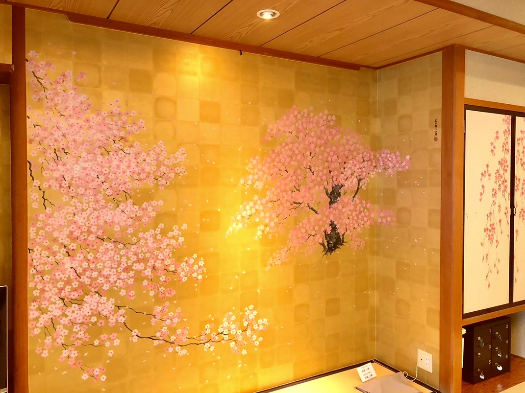 絵画特別ルーム（一例）「桜花泰平」の間（満開の桜）