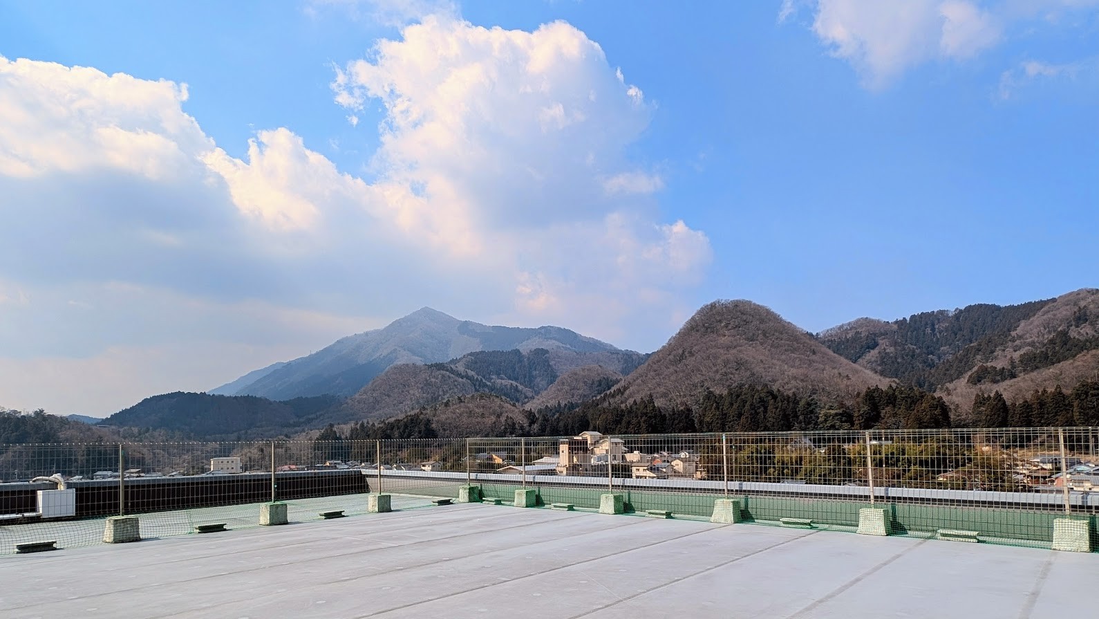 【夕映の館】6階屋上ドッグラン！