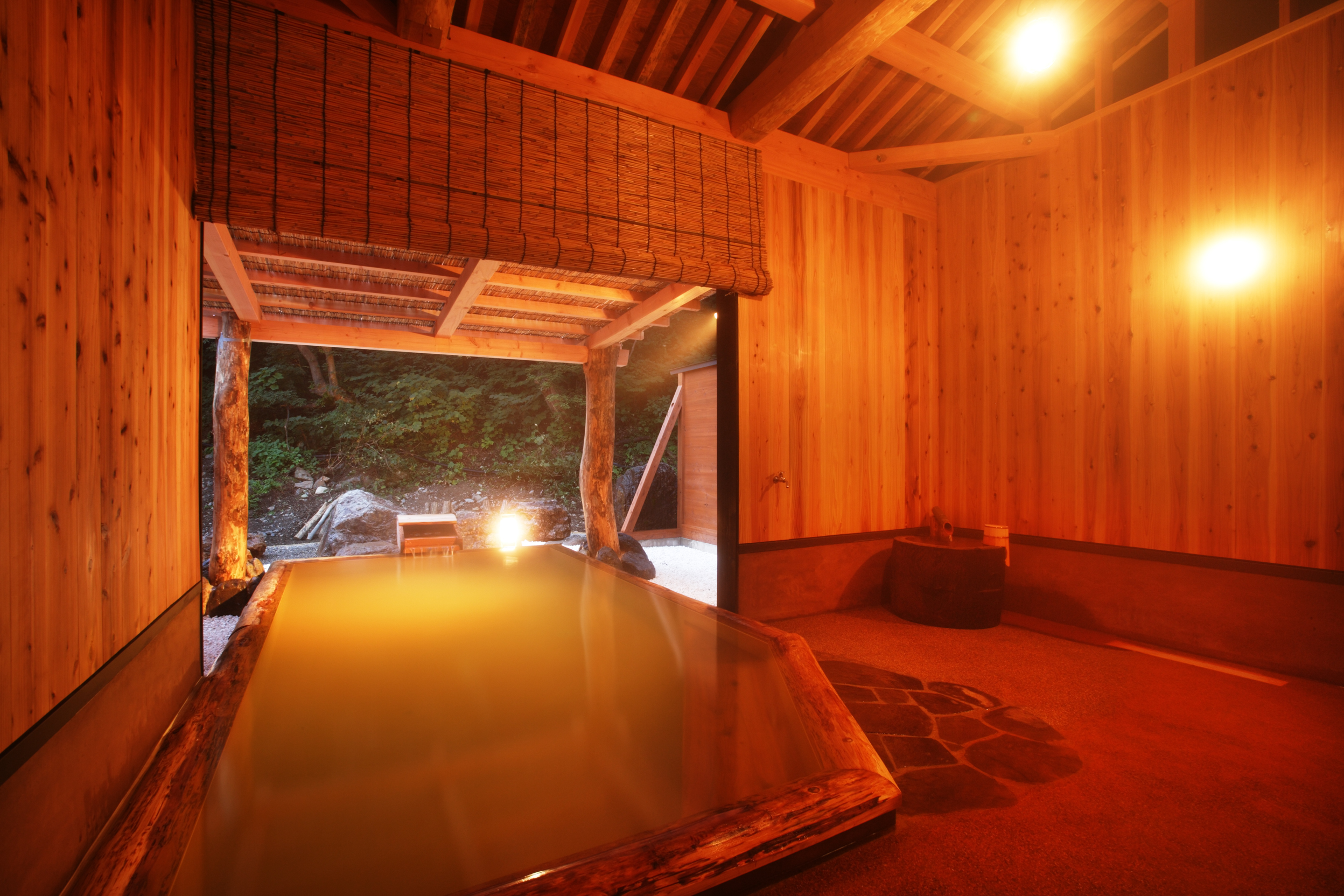 貸切露天風呂 元気湯 樹の香