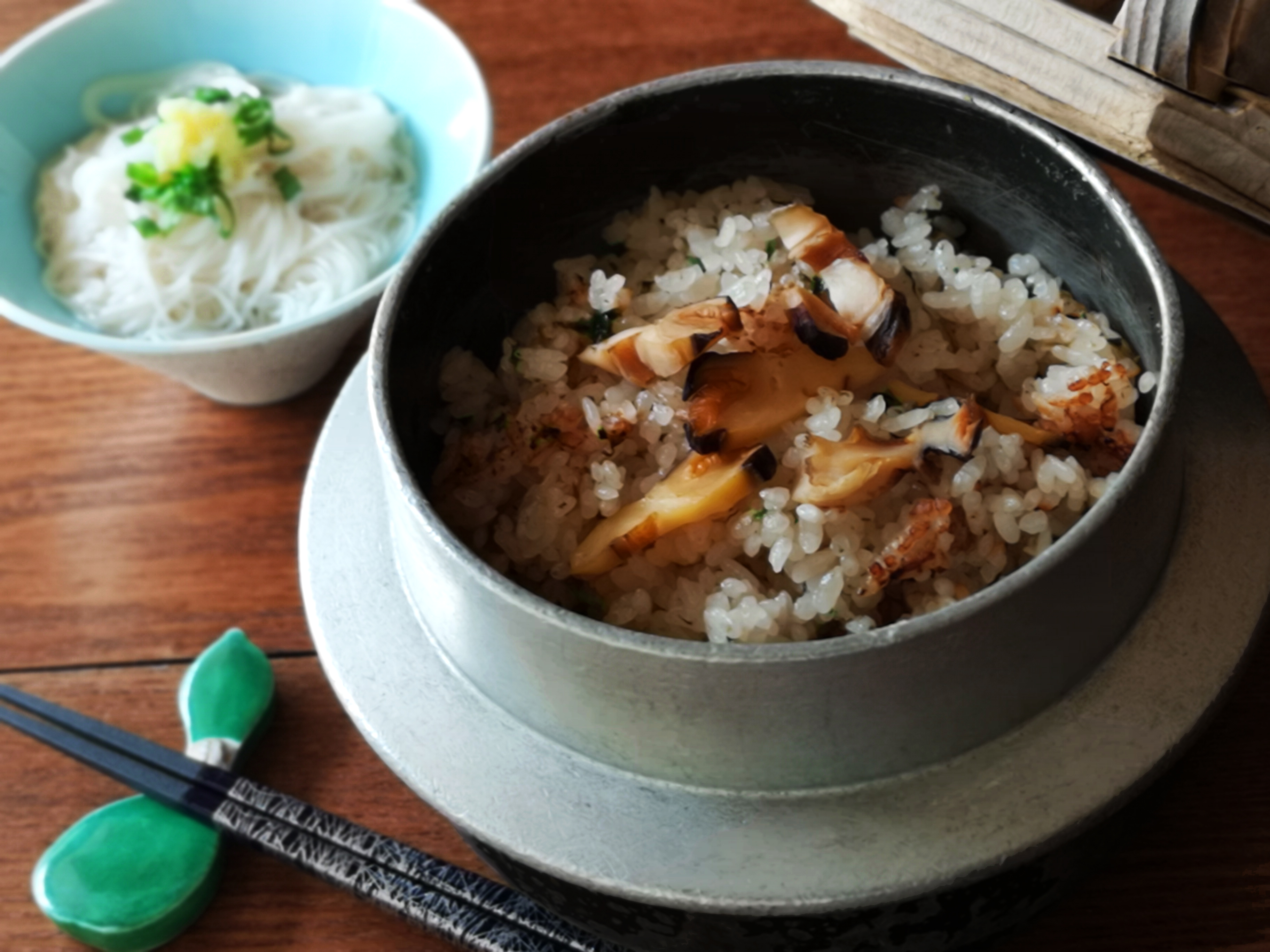 地物サザエとあおさの釜めし　極細のちょっぴりそうめん