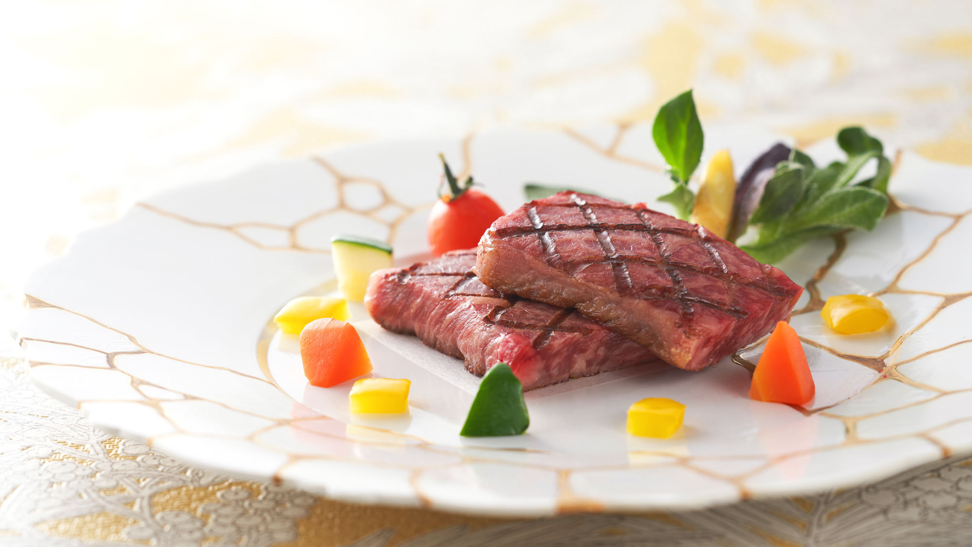 【伊勢海老・あわび・蟹・特選牛】越後の恵みを堪能☆贅沢会席プラン