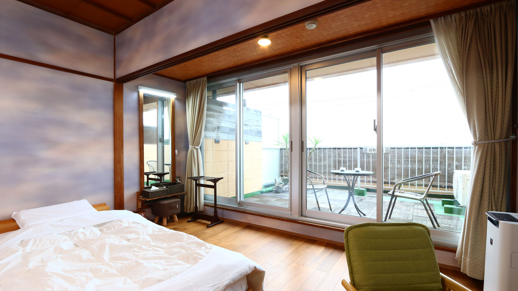 2F◆テラス付きオーシャンビュー洋室（トイレ付き）*